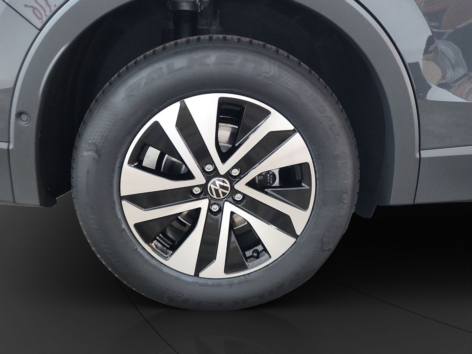 Volkswagen Tiguan - Bild 11