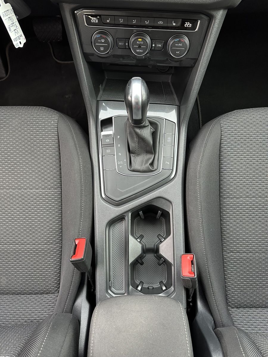 Fahrzeugabbildung Volkswagen Tiguan Allspace 2.0 TDI DSG CL NAV+DYNAUDIO+18ZO