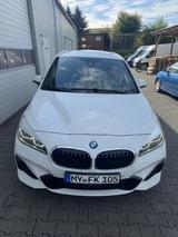 BMW 220Gran Tourer 220d Steptronic M Sport, Panorama - BMW 220 Gran Tourer Kombi Gebrauchtwagen