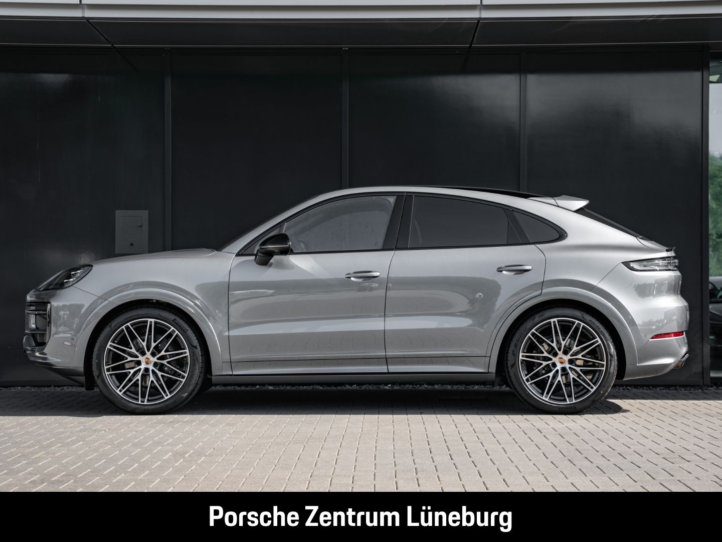 Porsche Cayenne Coupe Black Edition InnoDrive Head-Up imagem 2