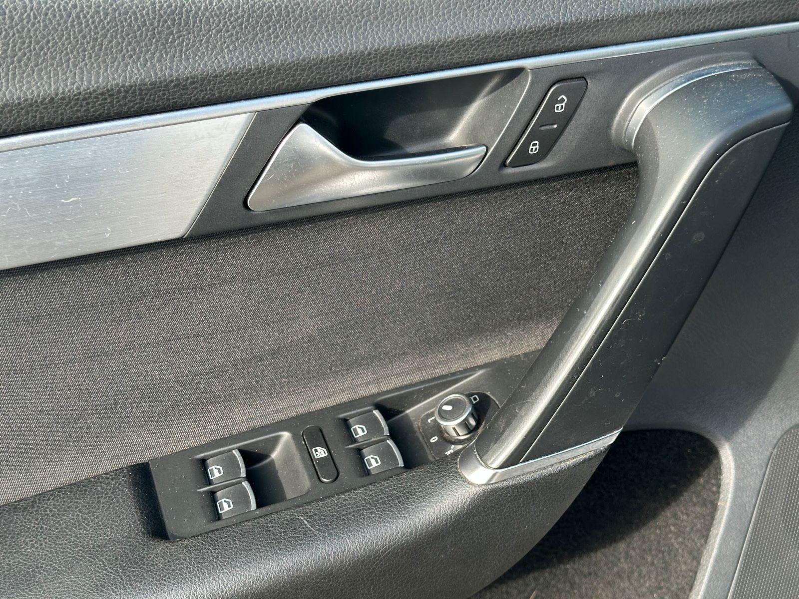 Volkswagen Passat Alltrack 2012 — фото 10