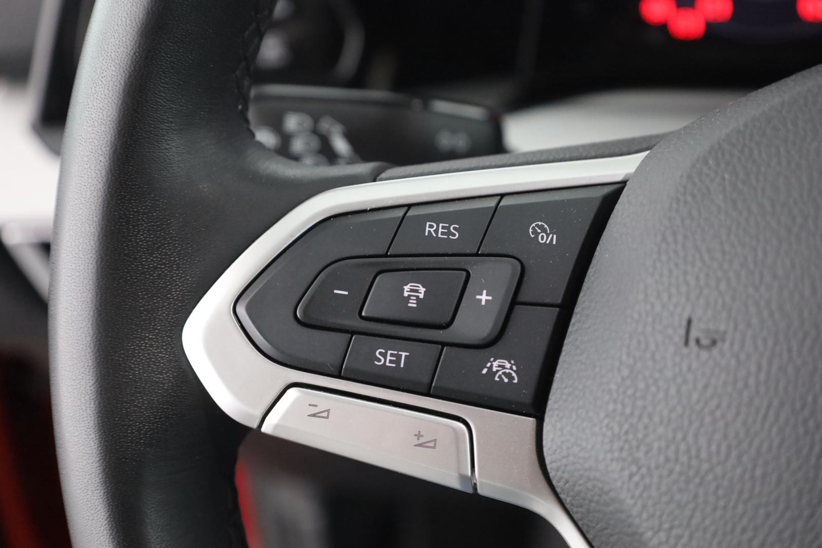 Volkswagen Golf VIII Variant 1.0 eTSI Life Standheizung ACC, миниатюра 15