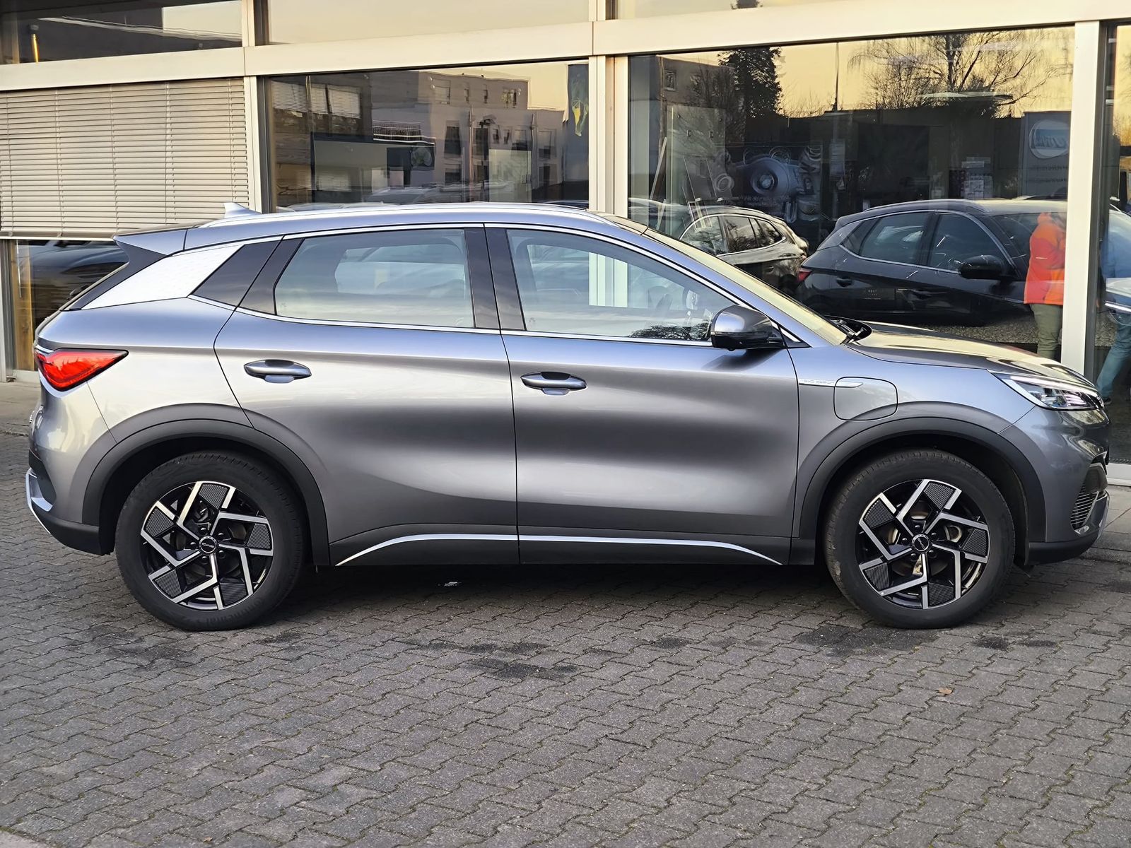 Fahrzeugabbildung BYD Atto 3 Comf PANO+NAVI+LED+SHZ+ACC+360+18"+