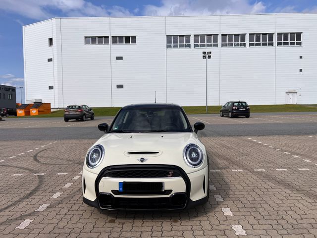 MINI Cooper S Top Ausstattung Wenig KM!