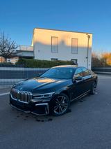 BMW 740Ld xDrive - NUR 48.200 KM - VOLL - REIFEN NEU