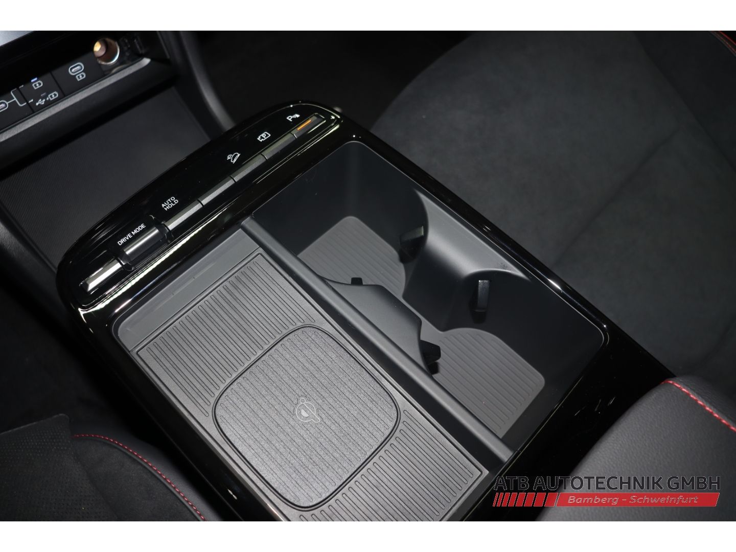 Fahrzeugabbildung Hyundai Tucson N-Line Hybrid MY27 1.6 T-GDi 239 PS 6-AT
