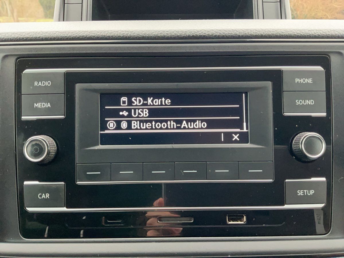 Fahrzeugabbildung Volkswagen Crafter 35 Pritsche 2.0 TDI Langer Radstand AHK