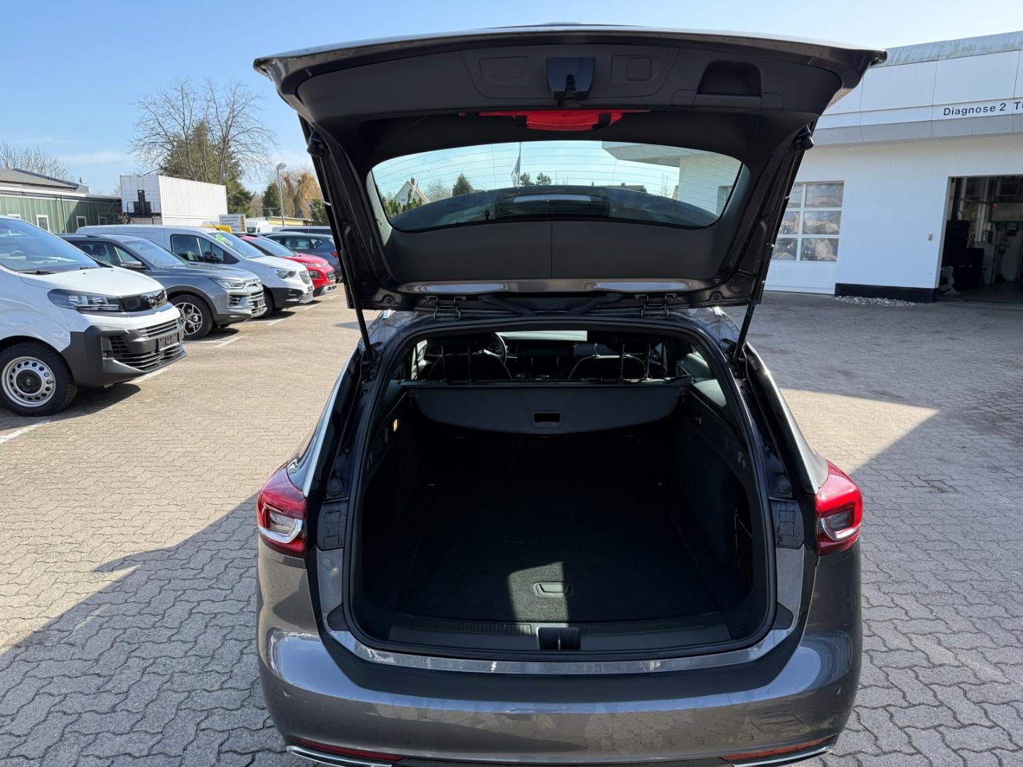 Opel Insignia B Sports Tourer Elegance 2.0 CDTI