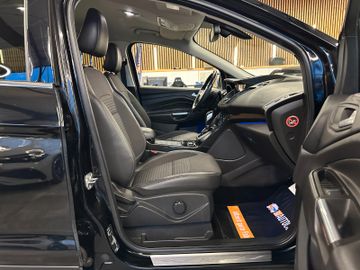 Ford Kuga Titanium *1. Hand*Klima*SHZ*Bluetooth*PDC*