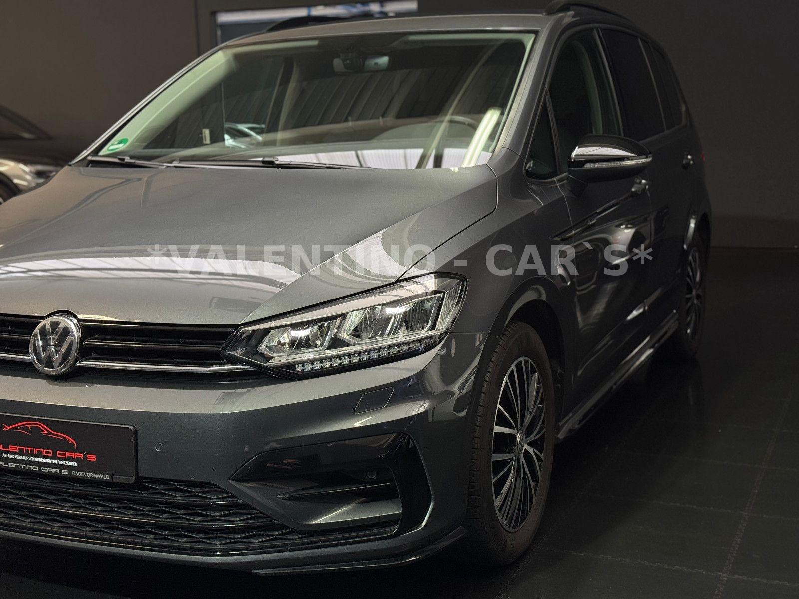 Volkswagen Touran Highline R-Line/DSG/Massage/Navi/LED/Temp
