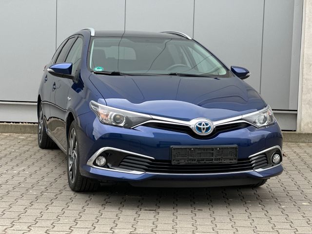 Toyota Auris Touring Sports Hybrid Design Edition