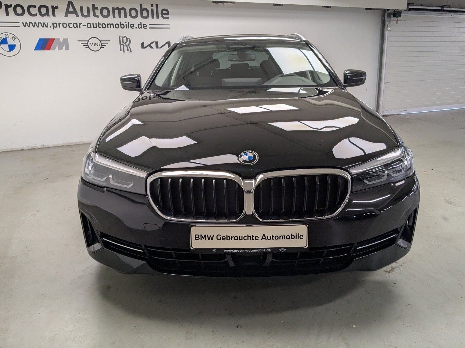BMW 520d Touring AHK ACC DA PA AdapLED DAB imagem 3