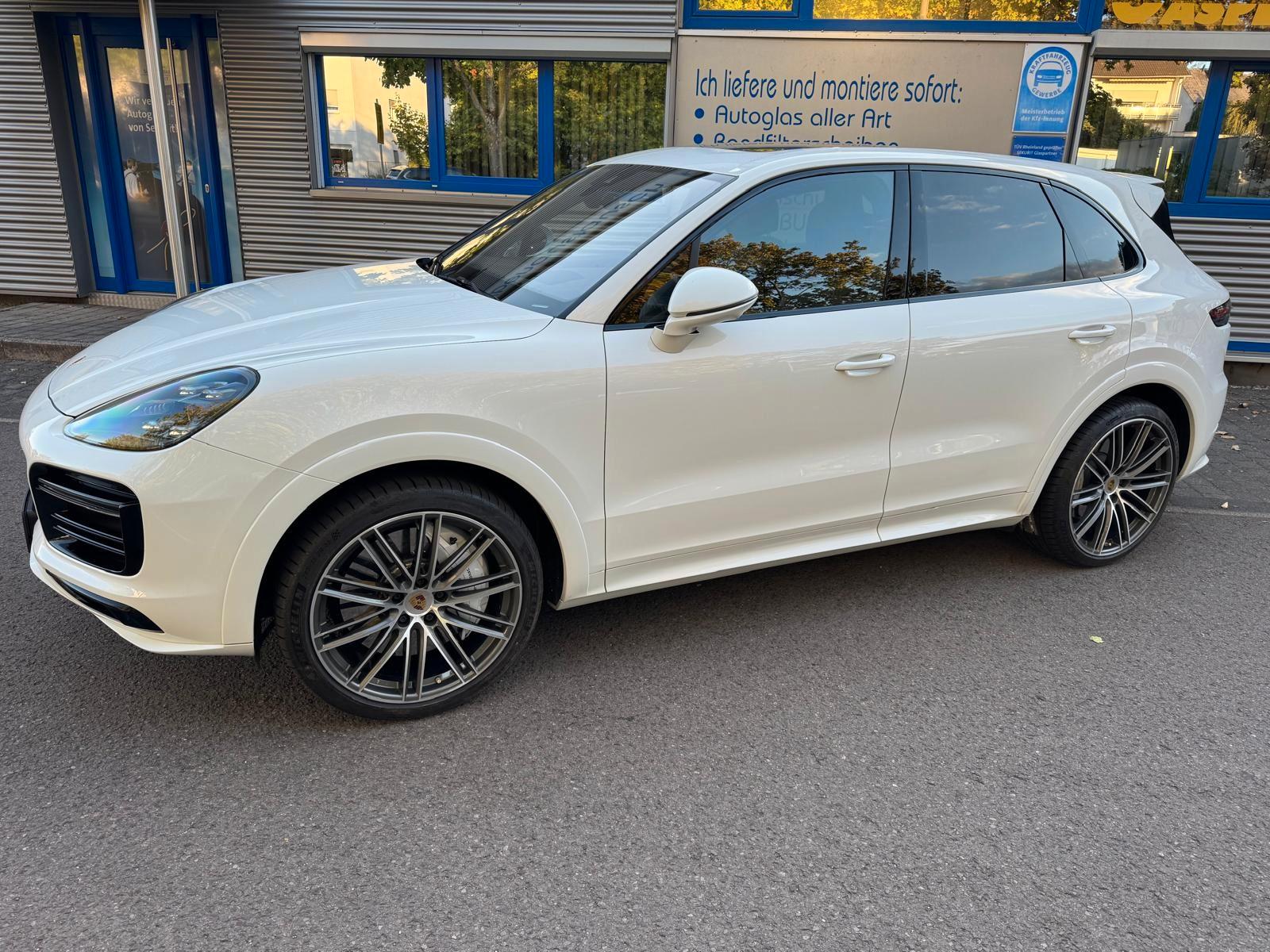 Porsche Cayenne Turbo 1.HAND SOFTCLOSE HUD PANO STANDHEI