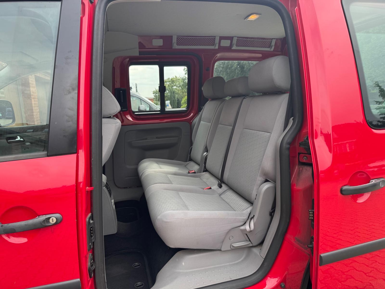 Volkswagen Caddy Life Team 7-Sitze,Klima,Allwetter,TÜV+Insp