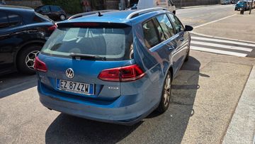 Volkswagen Golf - 5