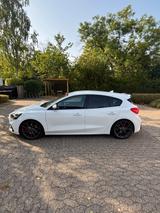 Ford Focus ST 2,3 EcoBoost - Ford Focus: Weiß, ST