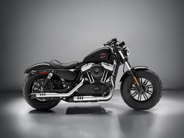 Harley-Davidson SPORTSTER 48 BLACK BOBBER orig.886 KM