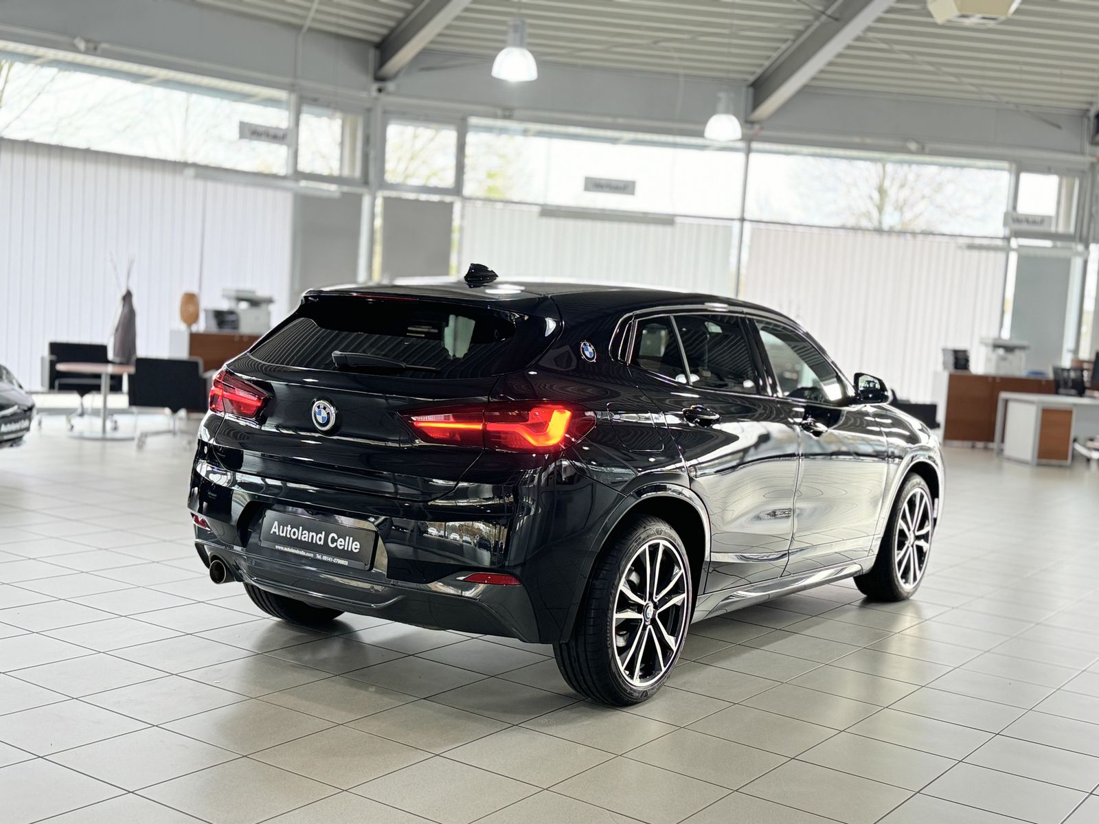 Fahrzeugabbildung BMW X2 sD18i M Sport Kamera DAB Lordos Navi Leder