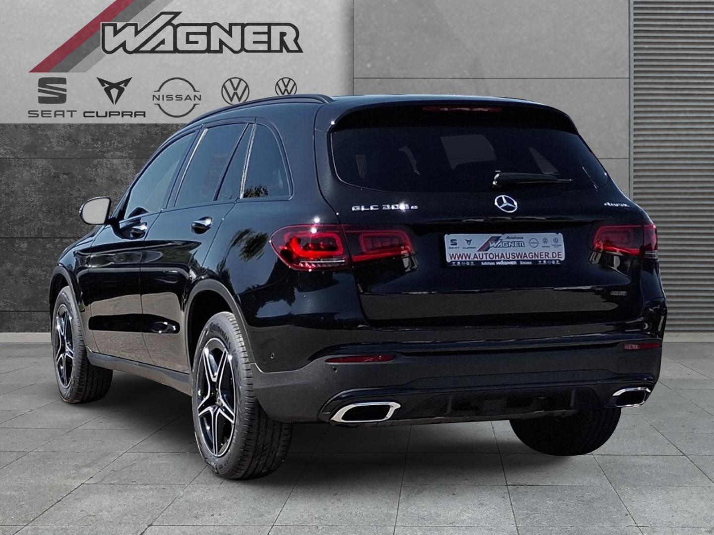 Mercedes-Benz GLC 300 e 4Matic 9GTronic AMGPaket Panorama HUD 