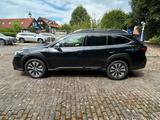 Subaru Outback 2.5i Platinum Lineartronic Modell 2025 - mit Benzin-Antrieb: Servolenkung