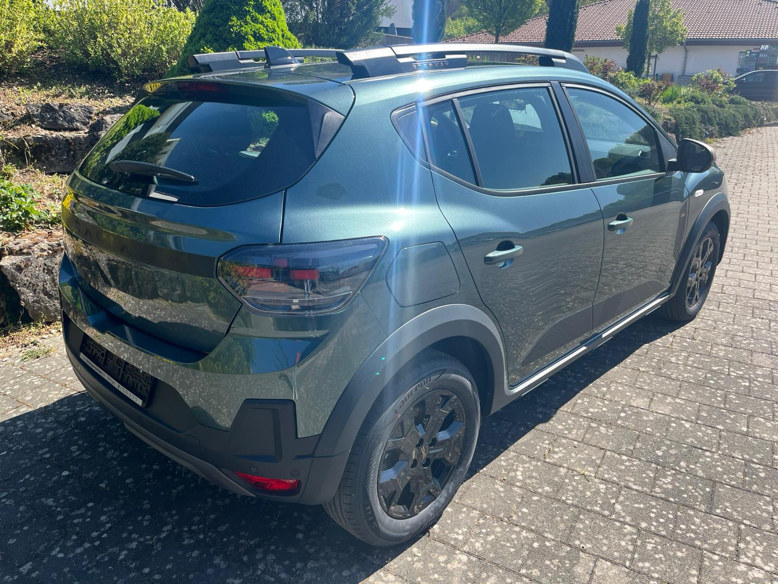 Dacia Sandero Eco-G 120 Stepway Extreme+VOLL+AHK