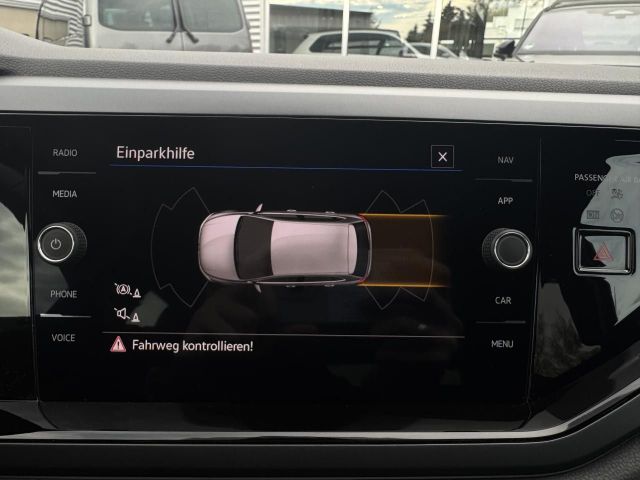 POLO 1.0 TSI R-LINE NAVI+IQ.LIGHT+SHZ+DAB