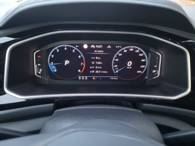 Fahrzeugabbildung Volkswagen T-Roc 2.0 TSI R-LINE 4MOTION IQ.DRIVE SIDE-ASSIS