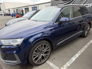 Audi Q7 - 4