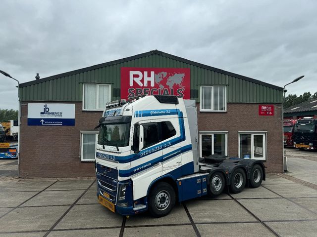 Volvo FH 16.750 8X4 DYNAMIC STEERING I-PARK COOL I-SHI