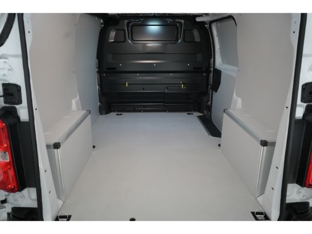 Vivaro Electric e C CARGO M 50kWH+PARKPILOT+SCHI
