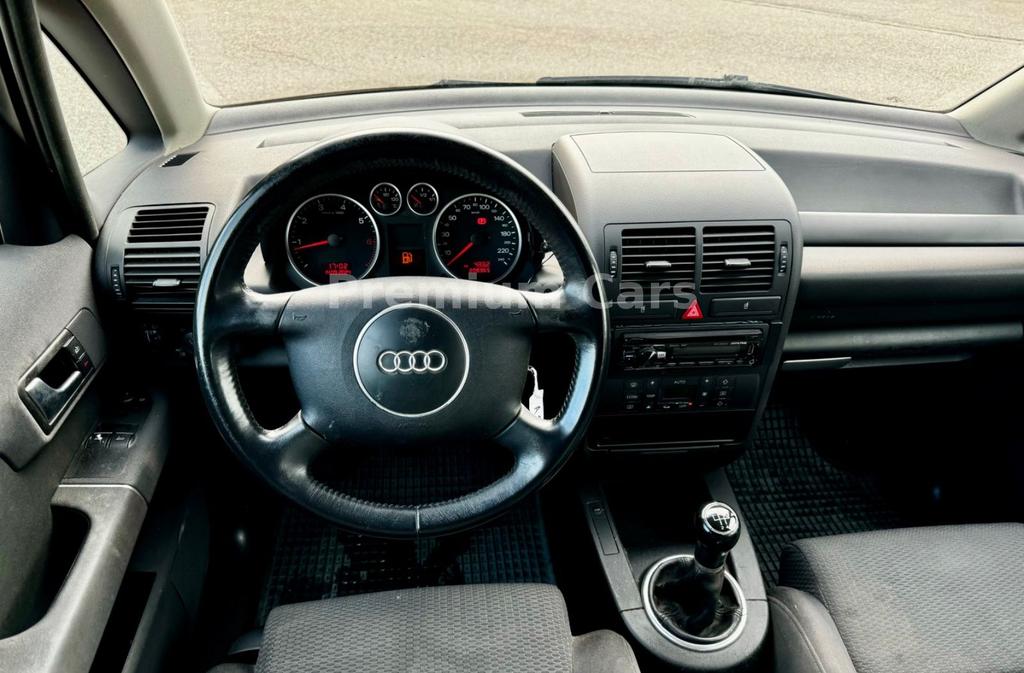 Audi A2