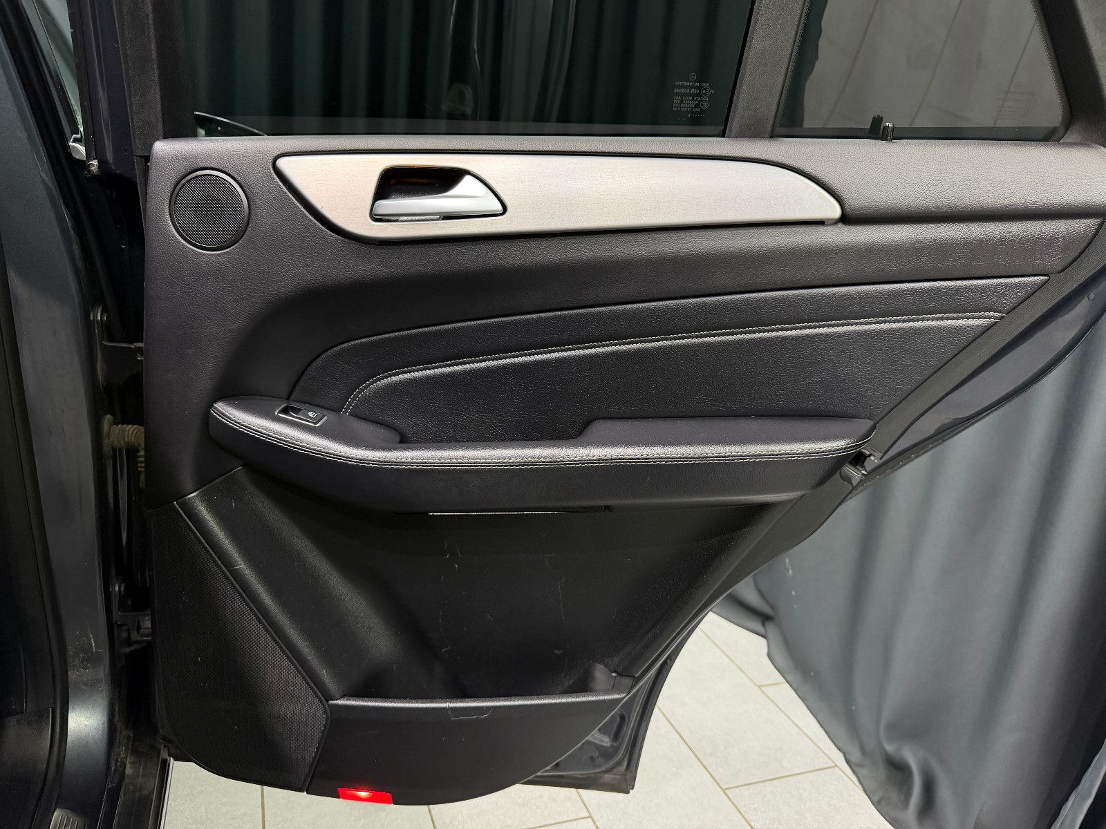 Fahrzeugabbildung Mercedes-Benz ML 350 4Matic |AHK|LUFT|PANO|U-FREI