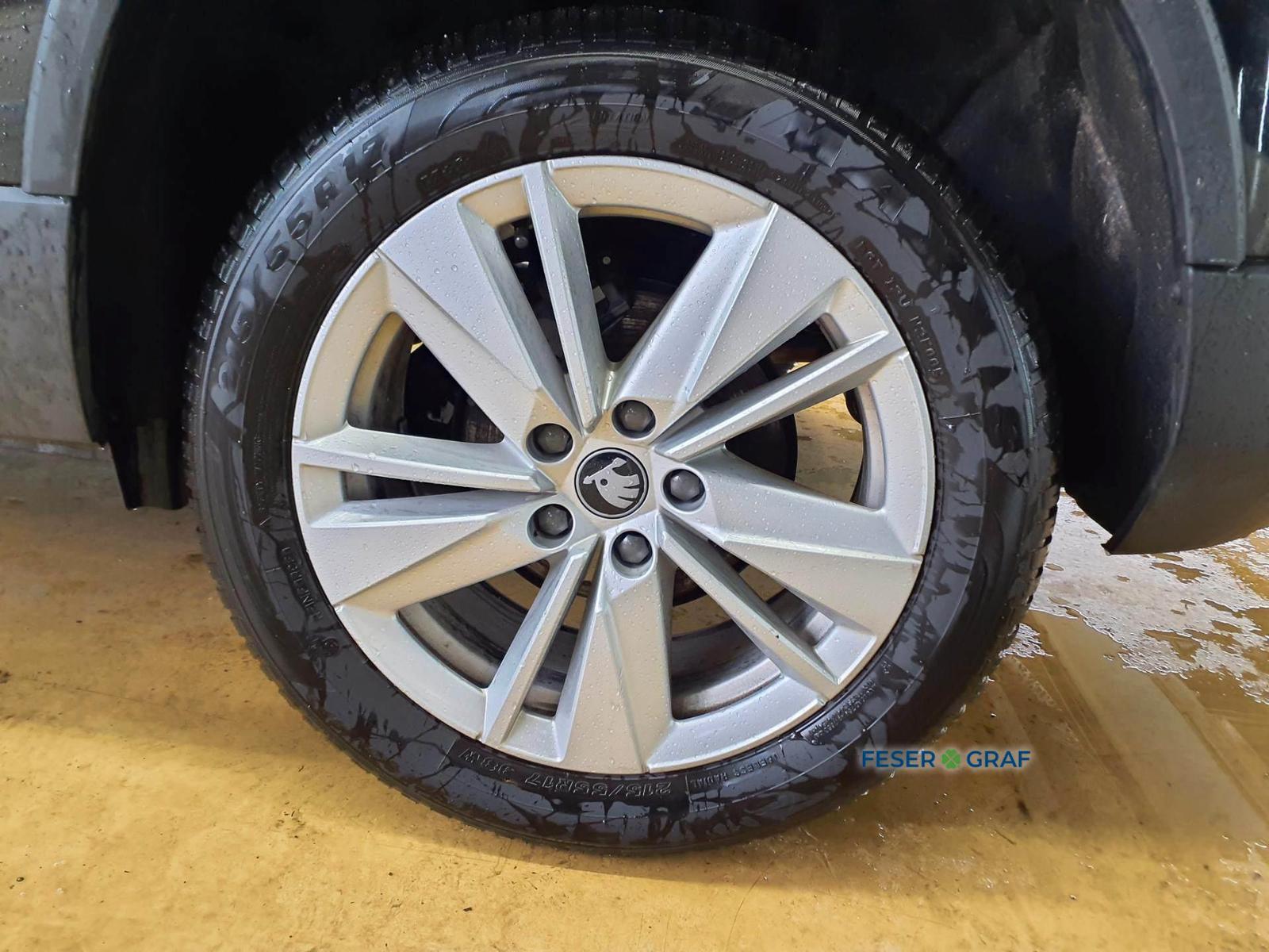 Skoda Karoq 1.5 TSI Selection Alu 17" Smart Link Sitzh
