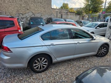 Volkswagen Passat - 3