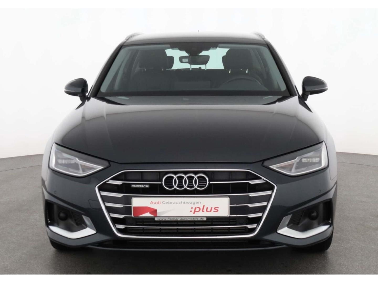 Audi A4 Avant 40 TFSI qu Advanced NAV/Leder/LED/ACC