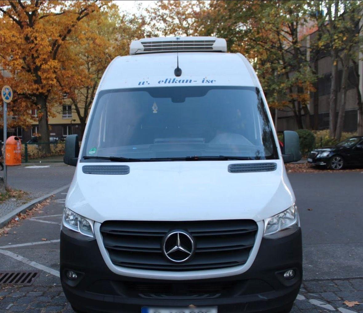 Mercedes-Benz Sprinter