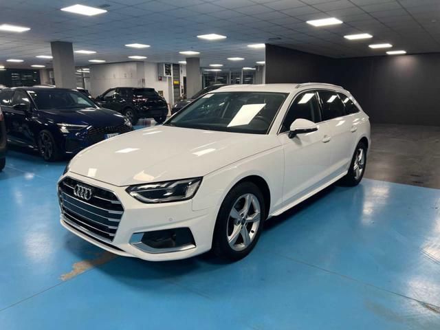 Audi AUDI A4 Avant 30 TDI/136 CV S tronic Business Ad