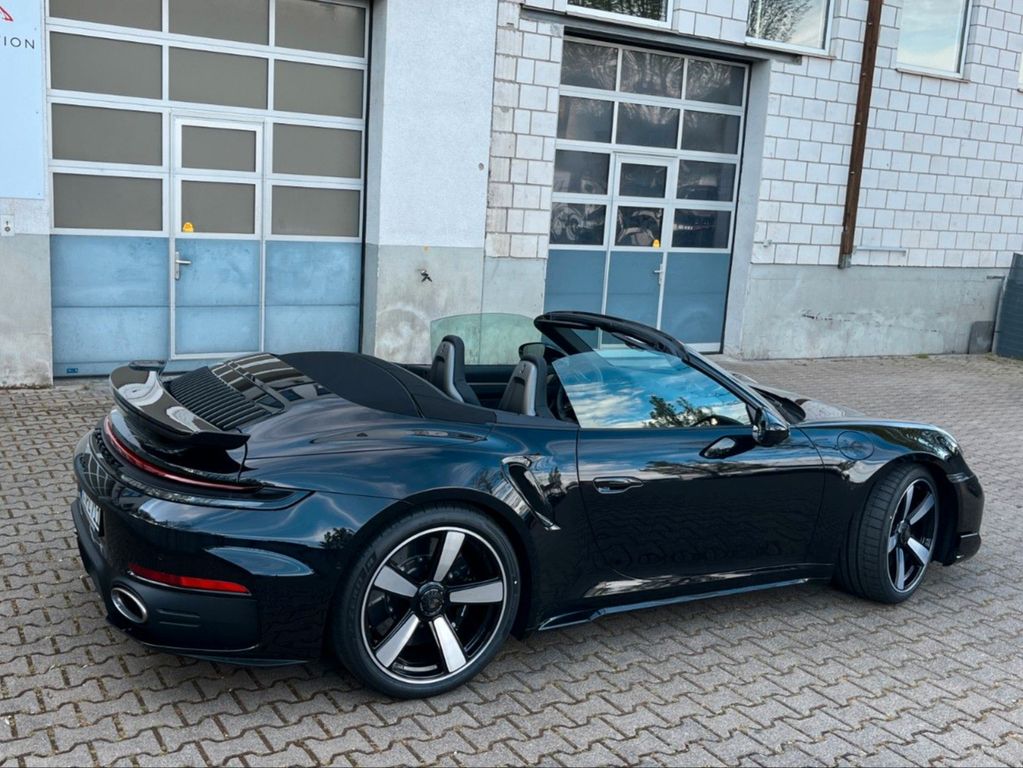 Image of Porsche 992