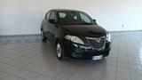 Lancia Ypsilon 1.2 69 CV 5 porte Platinum - Lancia Ypsilon Platinum mit Benzin-Antrieb