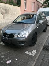 Kia carens - gebrauchte Kia Carens aus dem Jahr 2012