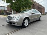Mercedes-Benz Mercedes W211 e200kompressor *Scheckheft* ... - Mercedes-Benz E-Klasse: W211