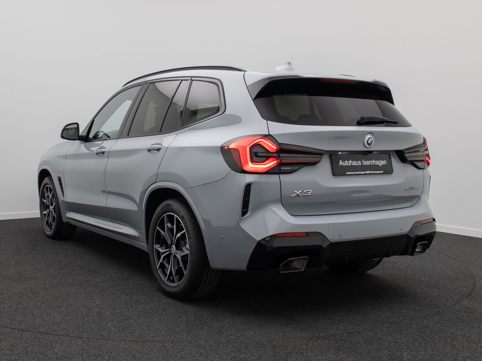 Fahrzeugabbildung BMW X3 xD20d M Sport HUD DAB H/K AHK Komfort 19Zoll