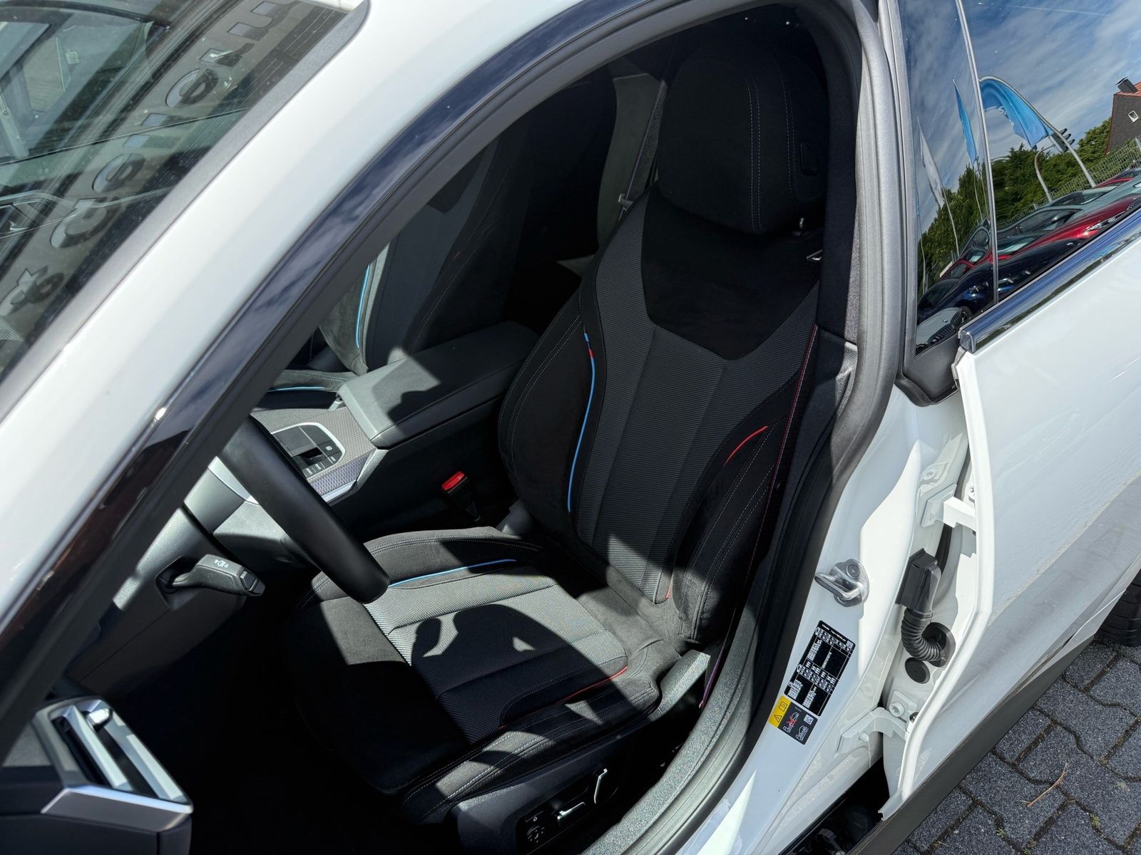 BMW i4 - Bild 18