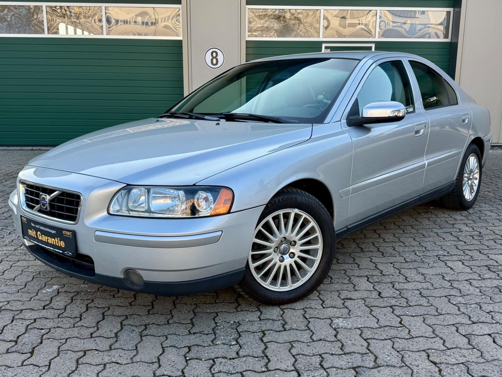 Volvo S60 Lim. 2.4 D5/LEDER/AHK/TEMPOMAT/KLIMA