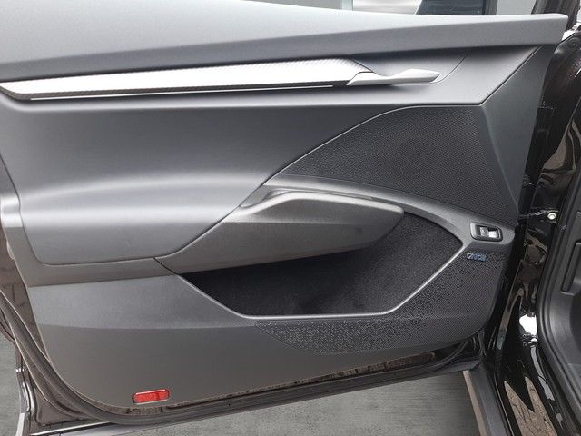 Fahrzeugabbildung Skoda Elroq 85x Sportline Matrix AHK HuD 21" ACC Kamer