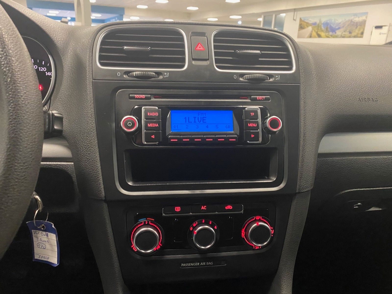 Fahrzeugabbildung Volkswagen Golf 6 1.2 TSI Trendline+CHECKHEFT+ALLWETTER+ALU