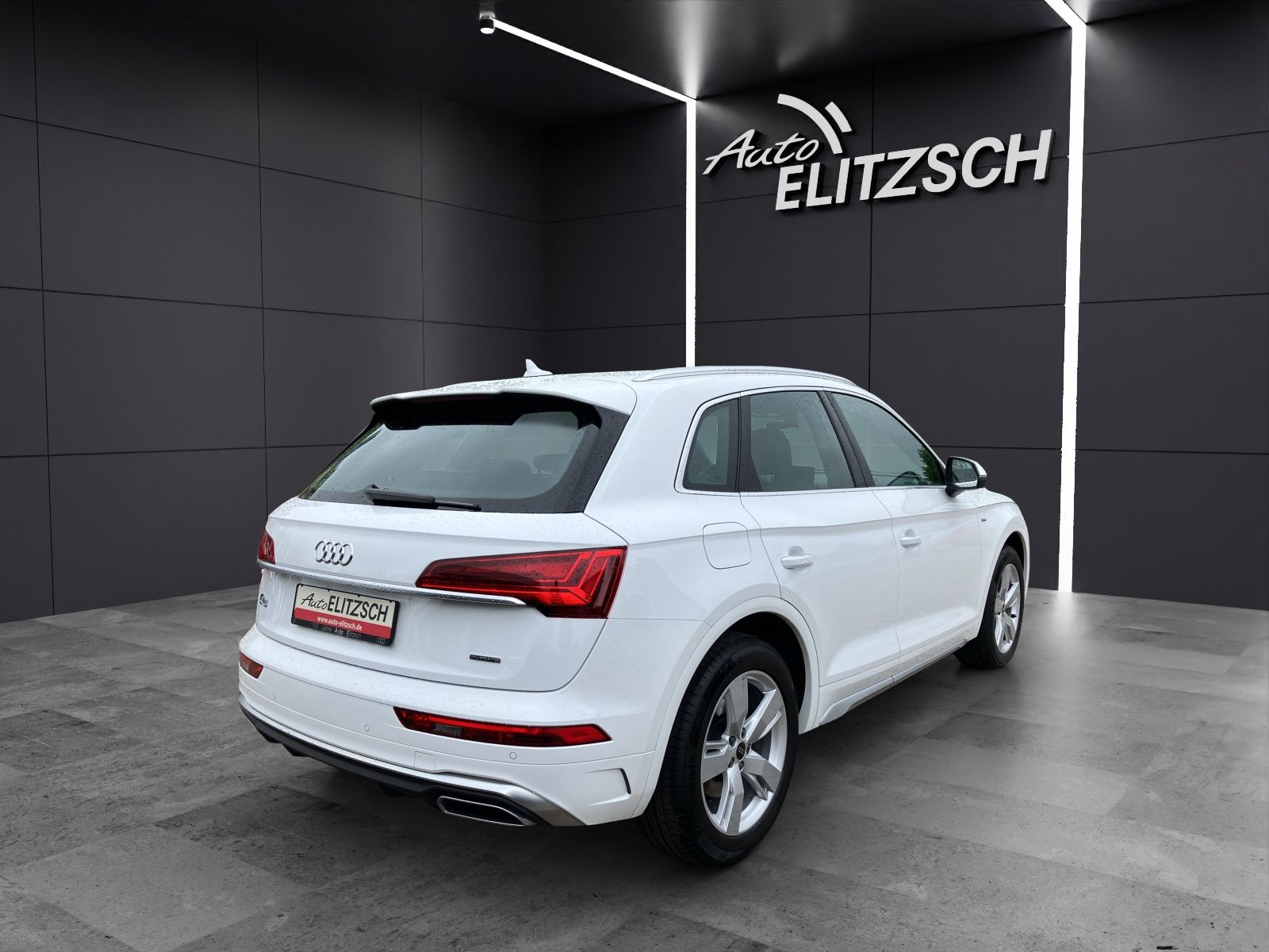 Fahrzeugabbildung Audi Q5 50 TDI quattro S line