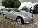 Lexus IS 220 220d Luxury Line - Lexus IS 220 mit Diesel-Antrieb