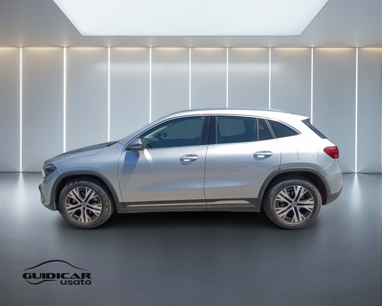 Mercedes-Benz GLA-H247 2023 - GLA 180 d Progress imagem 3