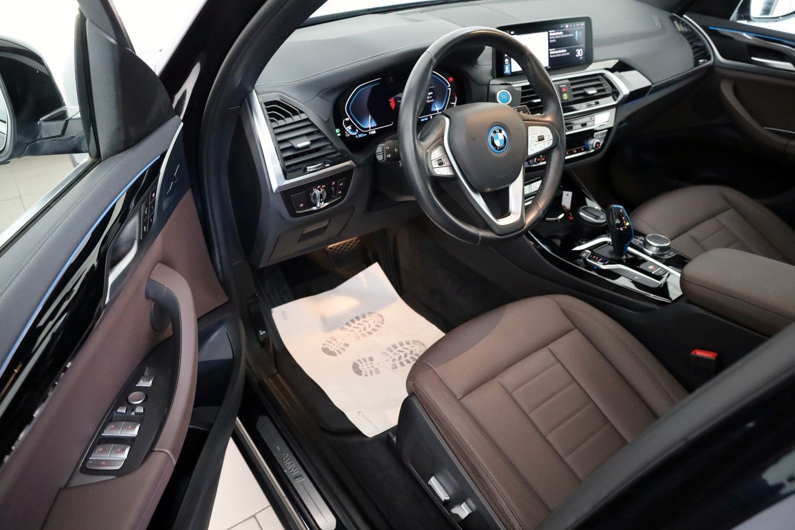 Fahrzeugabbildung BMW iX3 Inspiring,Leder,Navi,LED,SH,Kamera,Panorama